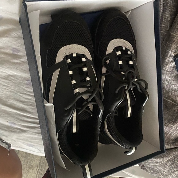 Diors B22 Size 44(9.5) used once - Picture 2 of 8